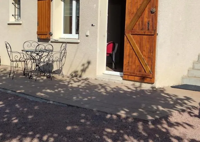 Logement Avec Espace Exterieur Et Jolie Vue